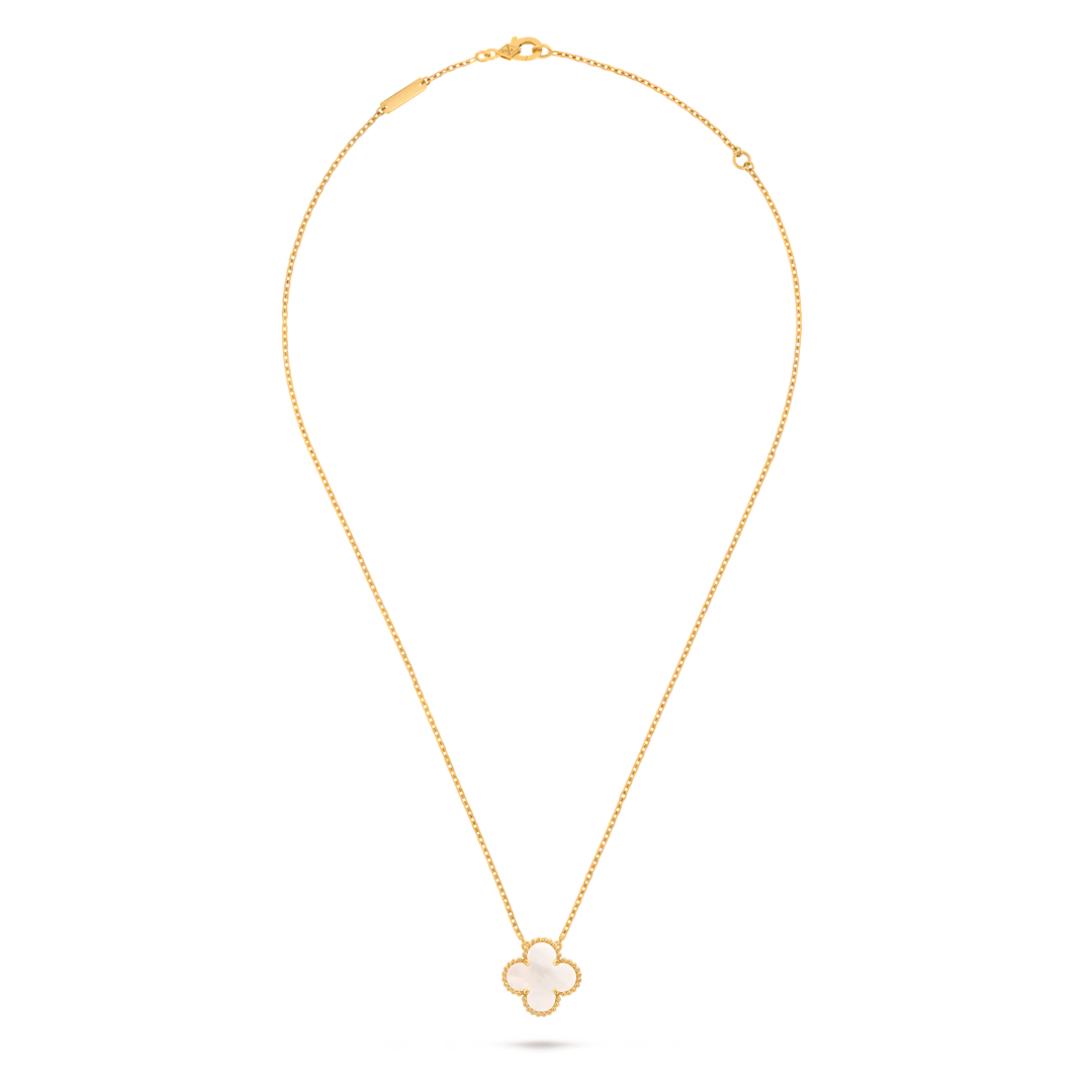 Éclat Clover Pendant