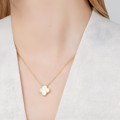 Éclat Clover Pendant
